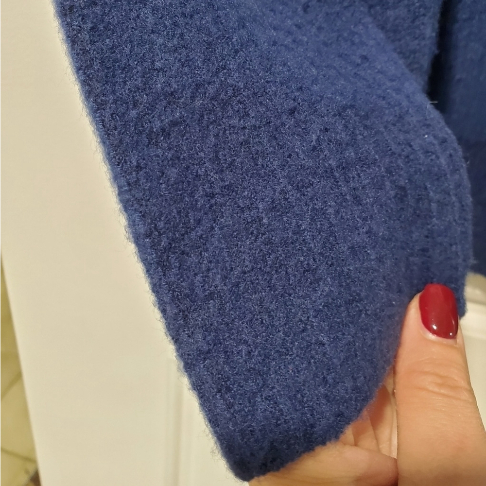 Garage Colorblock Sweater - Picture 9 of 13